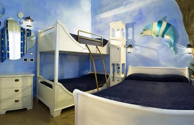Family Hotel Antibes -50M Dal Mare - Riccione